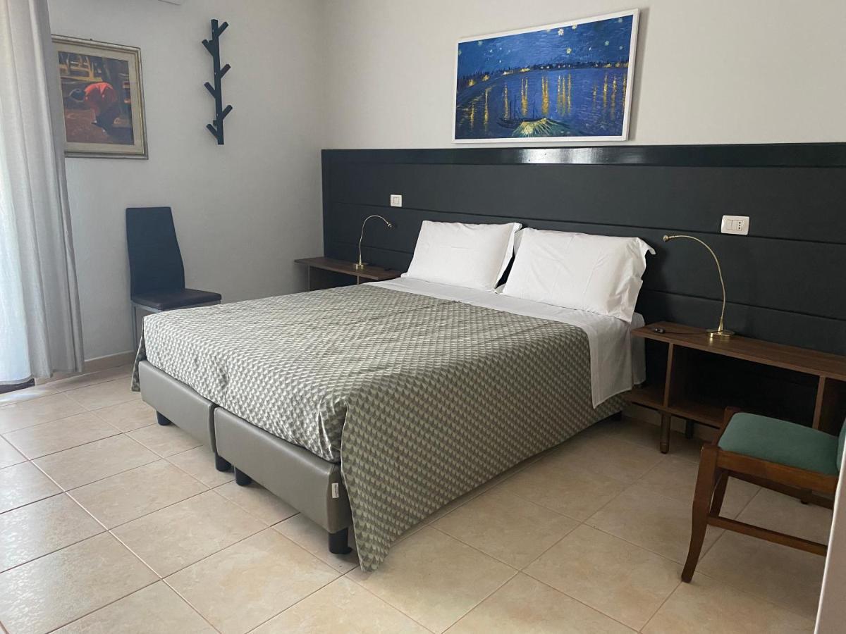 Amici B&B Càbras Esterno foto