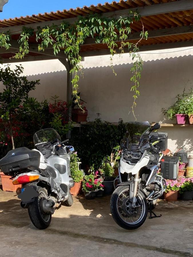 Amici B&B Càbras Esterno foto